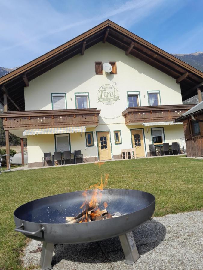 Landhaus Tirol Presseggersee Exterior foto